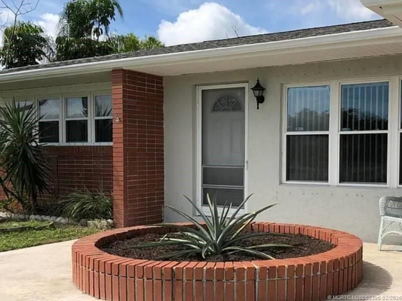 874 SW Ivanhoe Drive, Port Saint Lucie, FL 34983 Photo