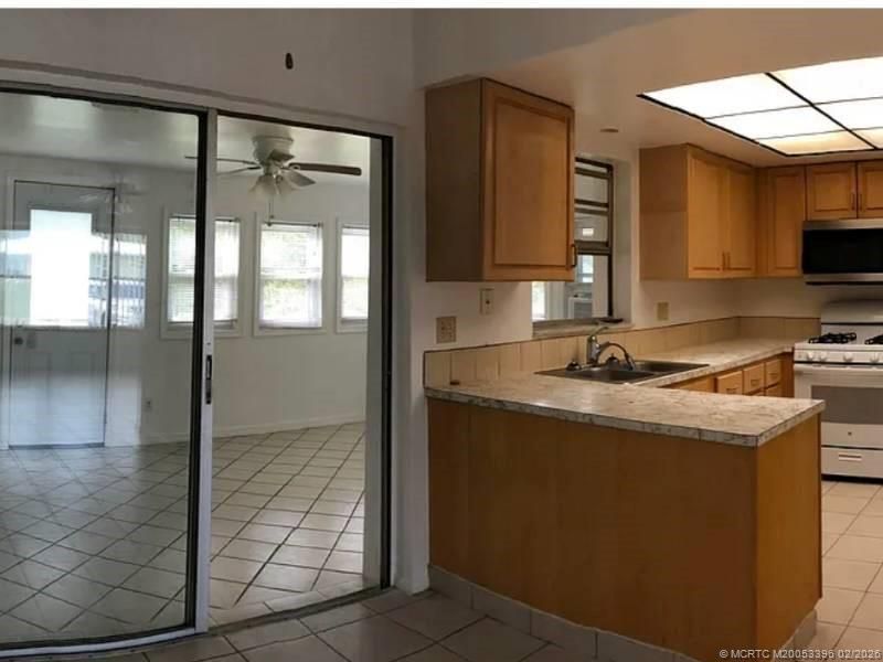 874 SW Ivanhoe Drive, Port Saint Lucie, FL 34983 Photo