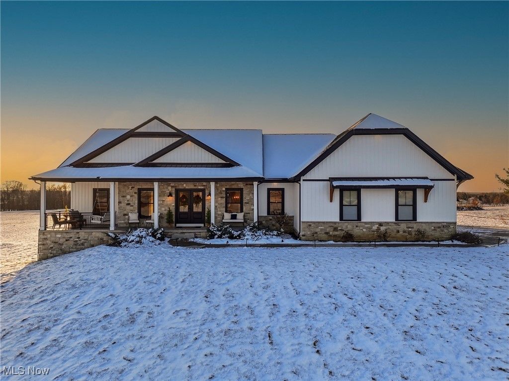 8257 Akron Avenue Nw, Canal Fulton, OH 44614 Main Photo