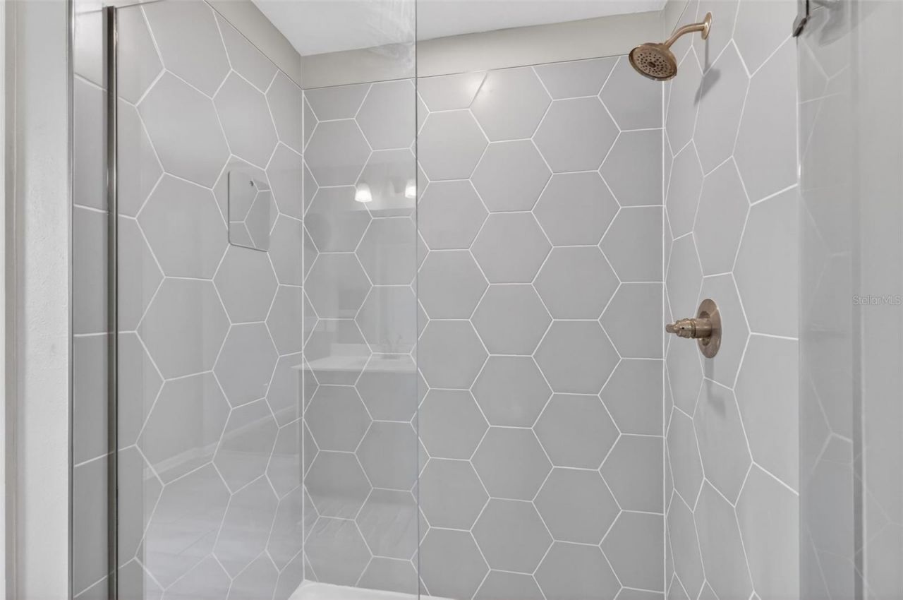 6024 Nightjar Court, Okahumpka, FL 34762 Photo