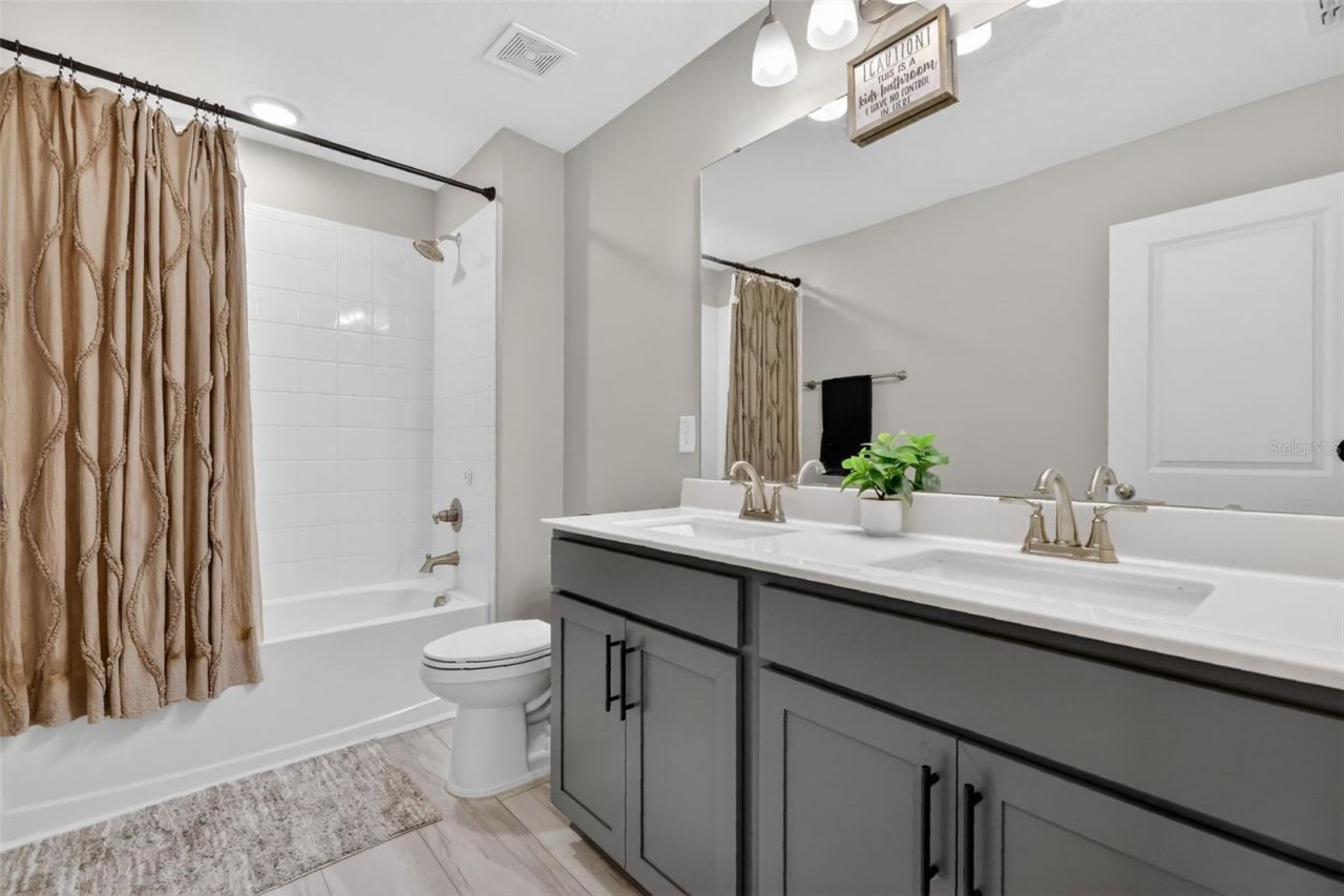 6024 Nightjar Court, Okahumpka, FL 34762 Photo