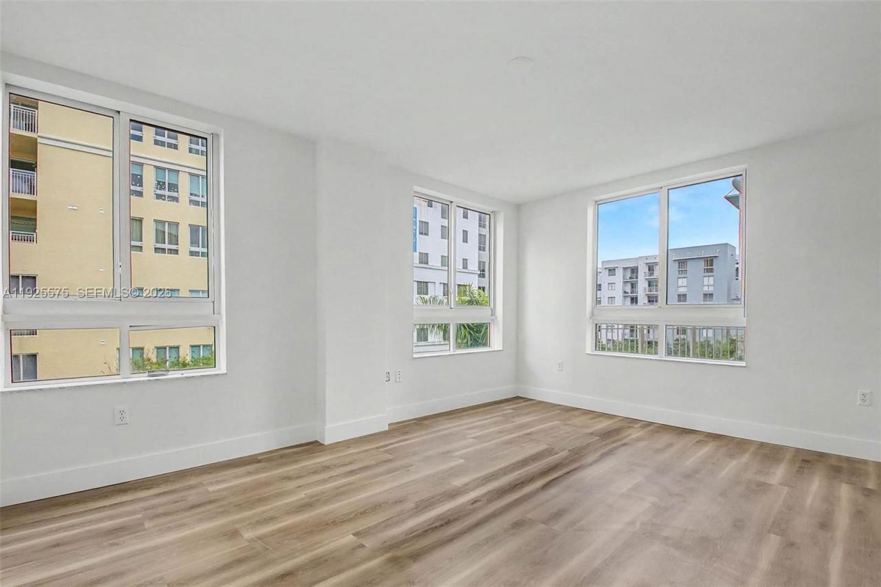 7355 SW 89th St, Unit 502N, Miami, FL 33156 Photo