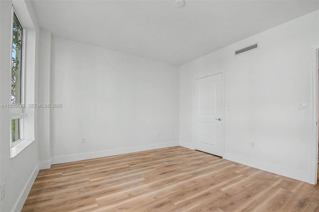 7355 SW 89th St, Unit 502N, Miami, FL 33156 Photo