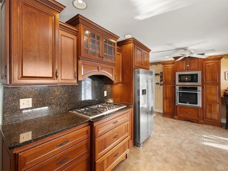 1594 Mapleton Drive, Centerville, OH 45459 Photo 27