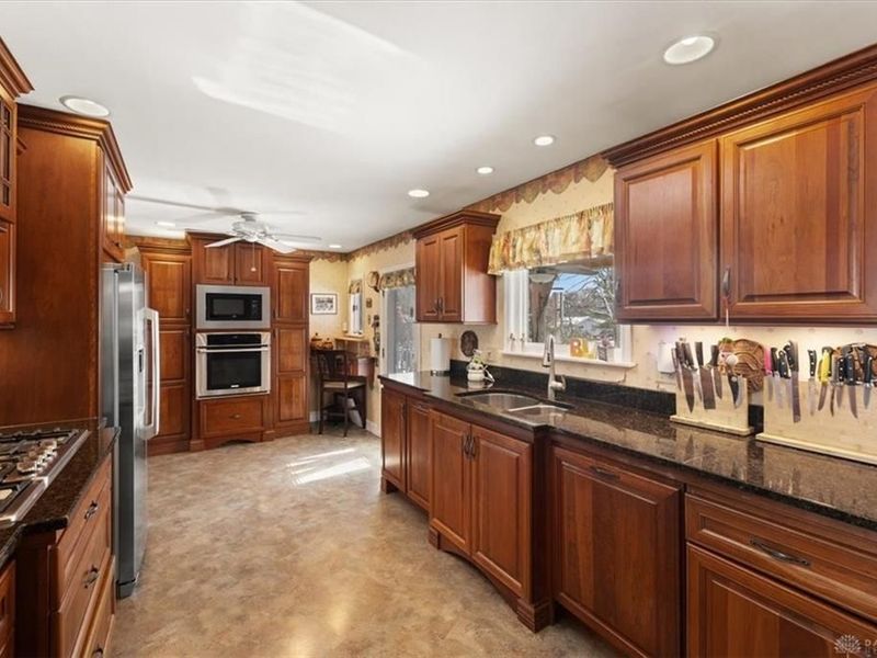 1594 Mapleton Drive, Centerville, OH 45459 Photo 28