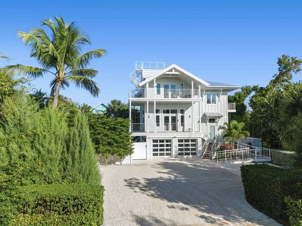 2480 Library Way, Sanibel, FL 33957