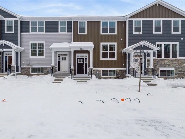 406 Red Oak Circle, Volo, IL 60020