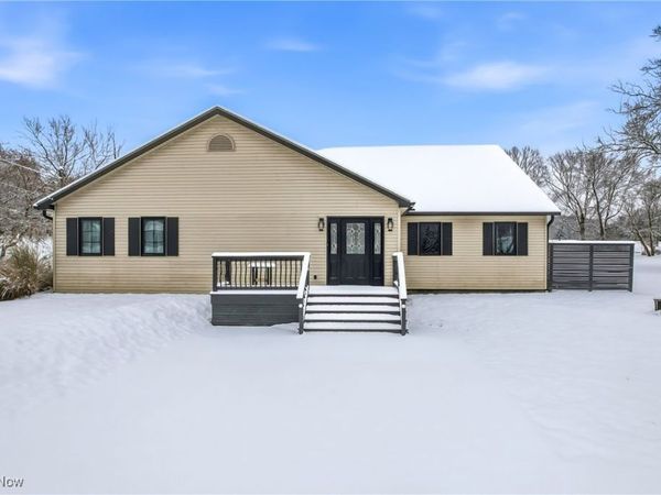 8099 W Western Reserve Road, Canfield, OH 44406