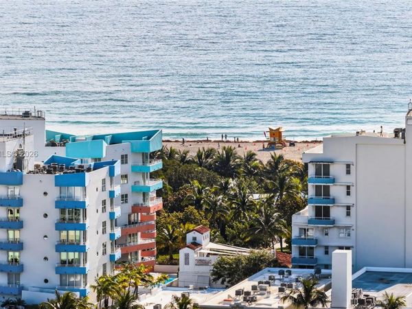 225 Collins Ave, Unit 6J, Miami Beach, FL 33139