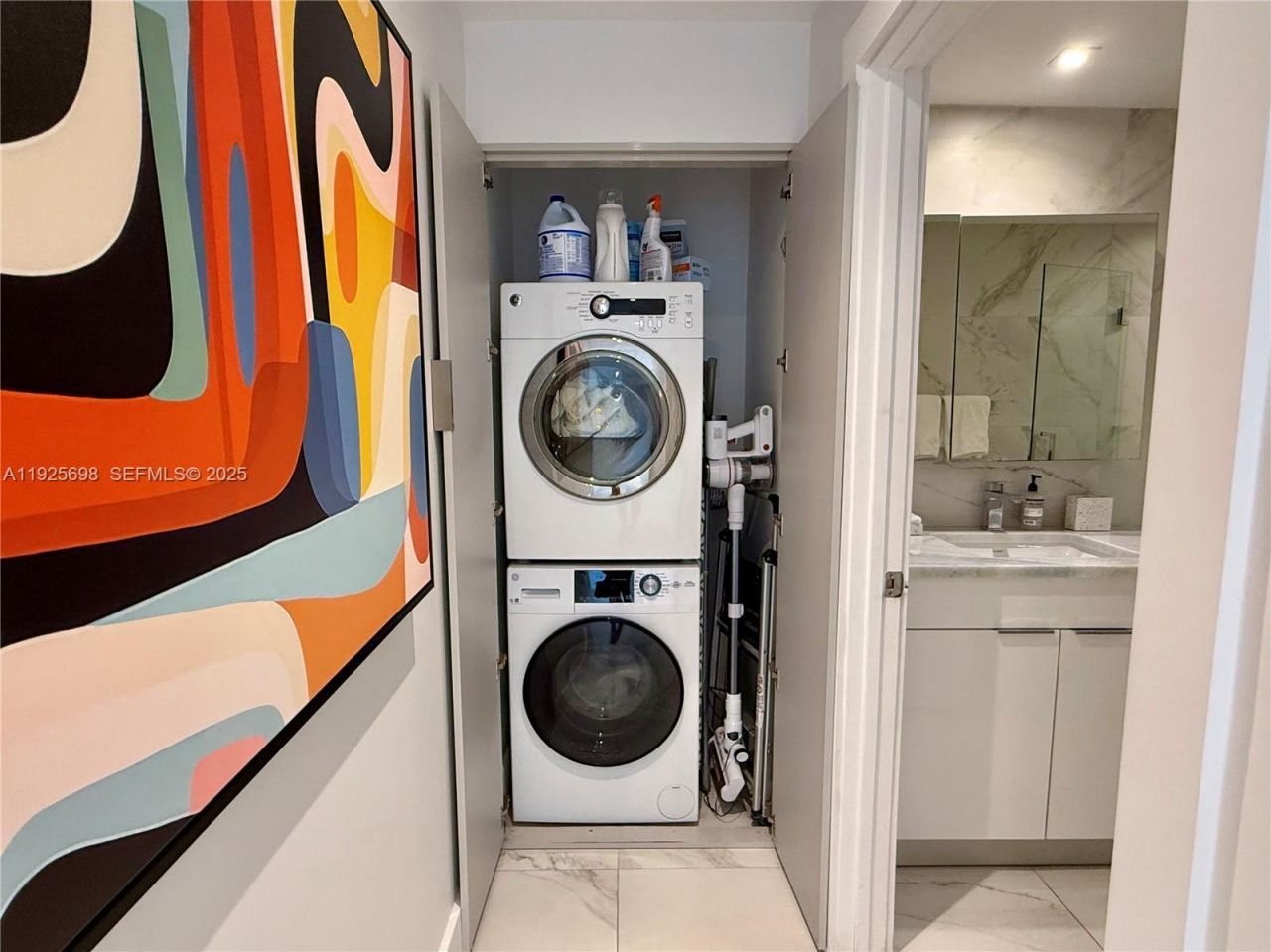 225 Collins Ave, Unit 6J, Miami Beach, FL 33139 Photo