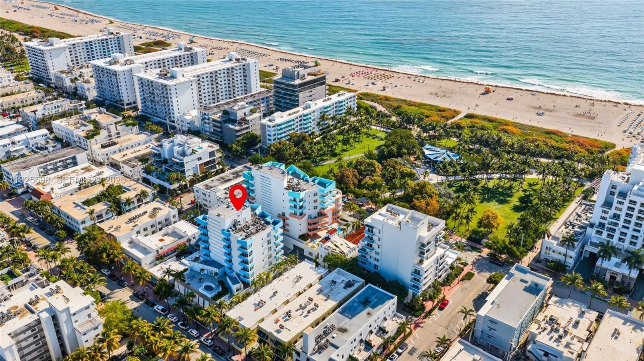 225 Collins Ave, Unit 6J, Miami Beach, FL 33139 Photo