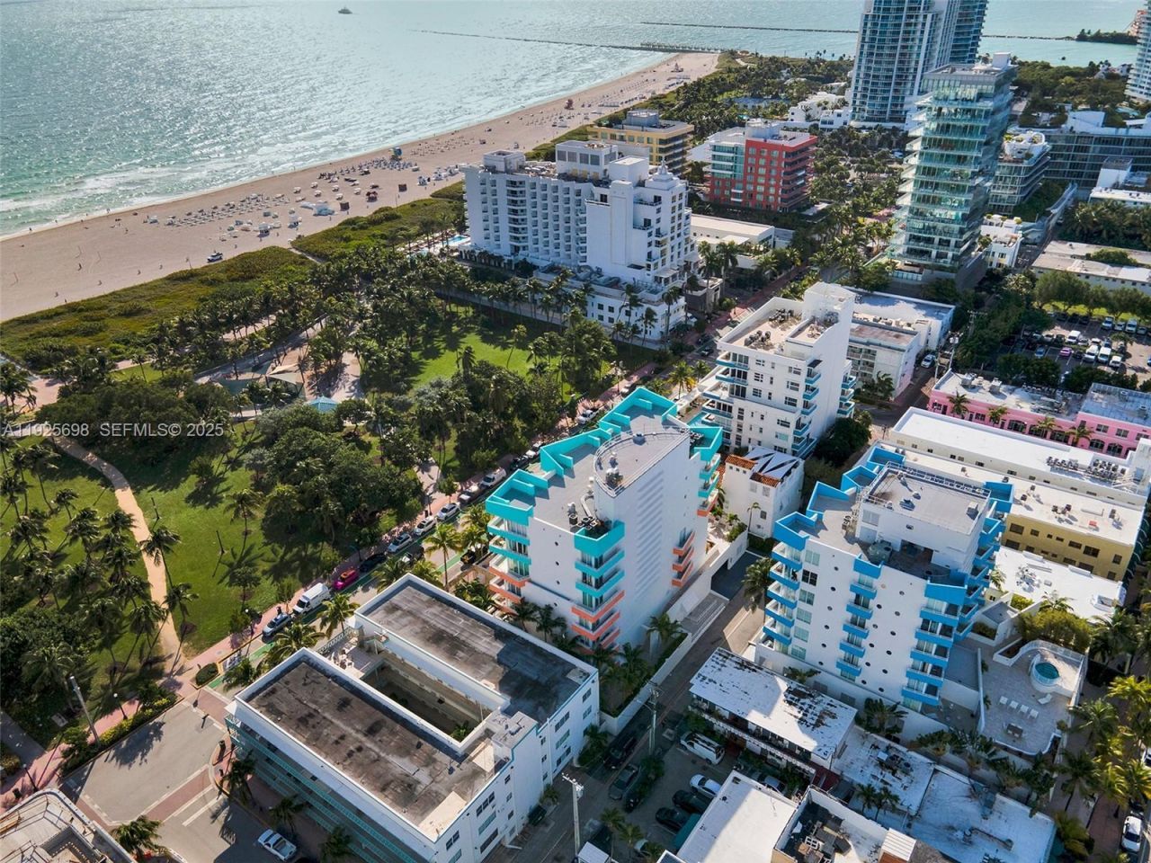 225 Collins Ave, Unit 6J, Miami Beach, FL 33139 Photo