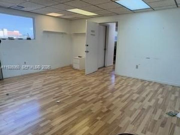 9534 NE 2nd Ave, Miami Shores, FL 33138