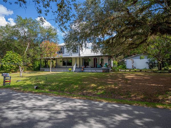 105 S OAK, La Belle, FL 33935