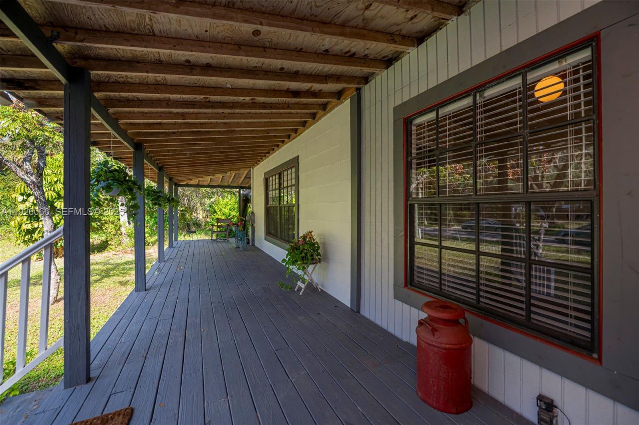 105 S Oak, La Belle, FL 33935 Photo