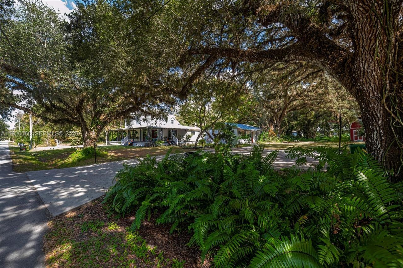 105 S Oak, La Belle, FL 33935 Photo