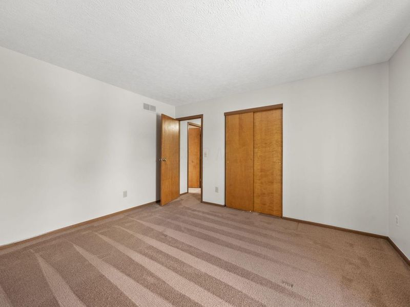 3280 River Place Drive, Columbus, OH 43221 Photo 23