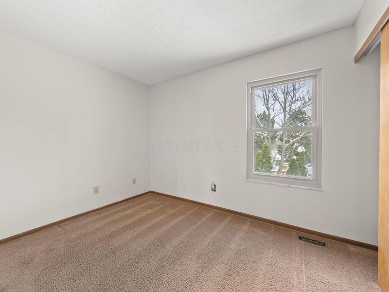 3280 River Place Drive, Columbus, OH 43221 Photo 24