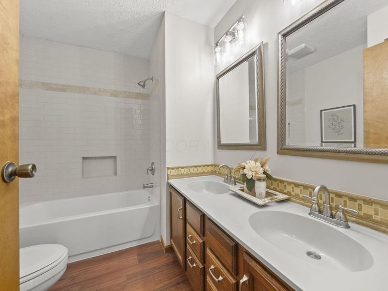 3280 River Place Drive, Columbus, OH 43221 Photo 25