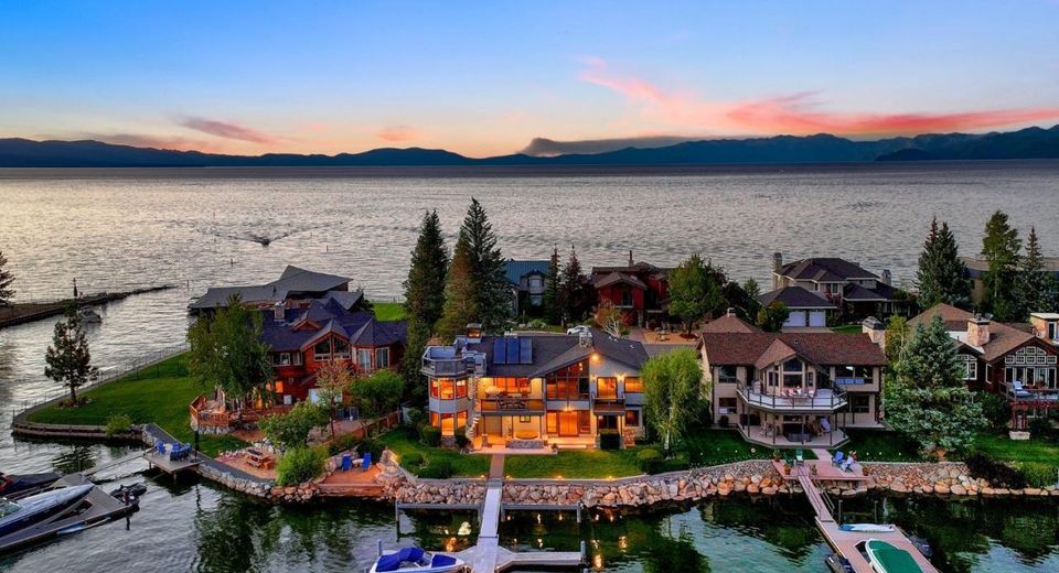 222 Beach Drive, South Lake Tahoe, CA 96150 Photo