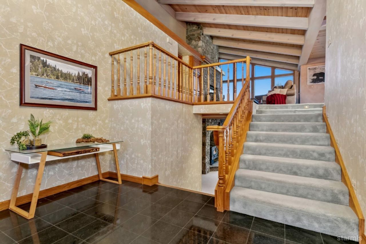 222 Beach Drive, South Lake Tahoe, CA 96150 Photo