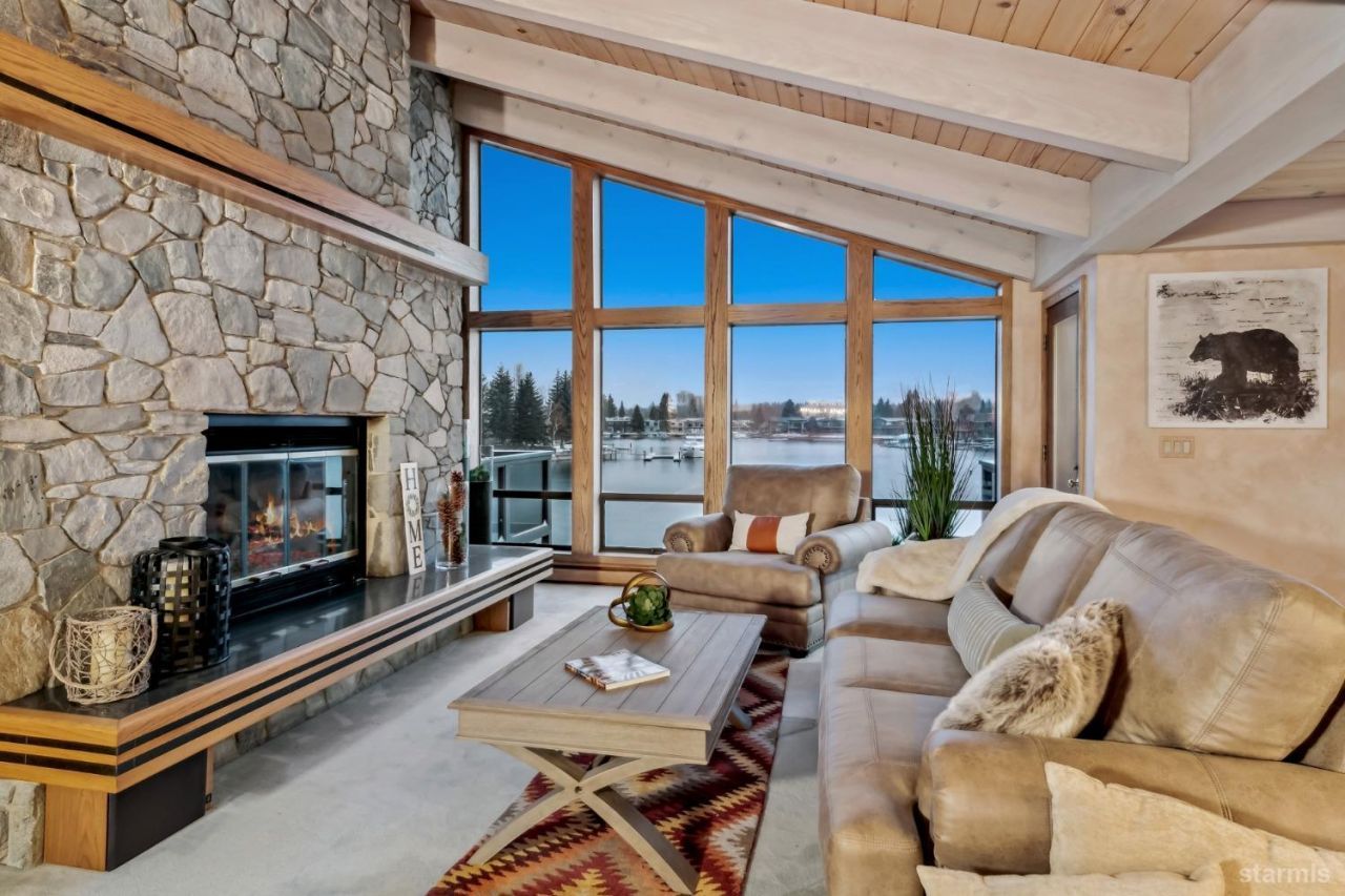 222 Beach Drive, South Lake Tahoe, CA 96150 Photo