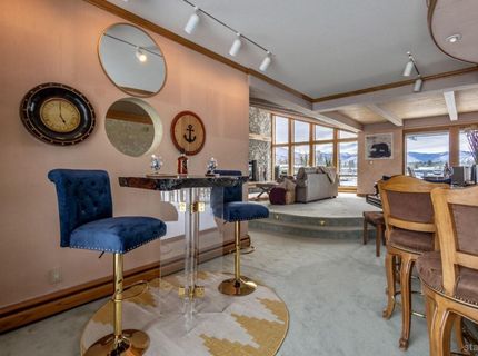 222 Beach Drive, South Lake Tahoe, CA 96150 Photo