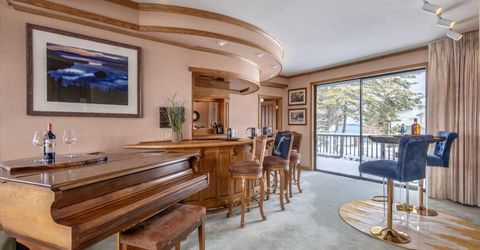 222 Beach Drive, South Lake Tahoe, CA 96150 Photo