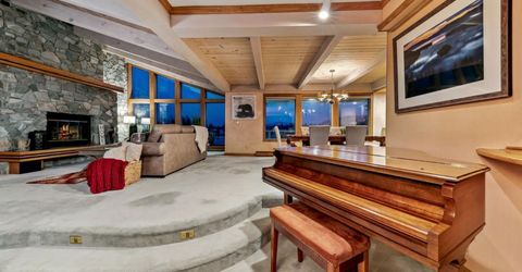 222 Beach Drive, South Lake Tahoe, CA 96150 Photo