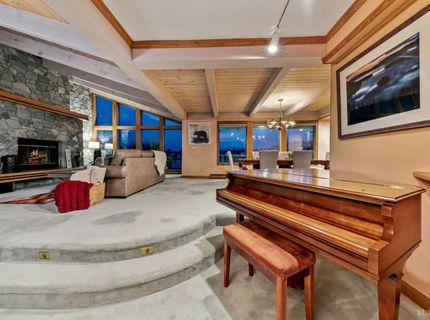 222 Beach Drive, South Lake Tahoe, CA 96150 Photo