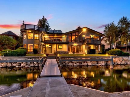 222 Beach Drive, South Lake Tahoe, CA 96150 Photo
