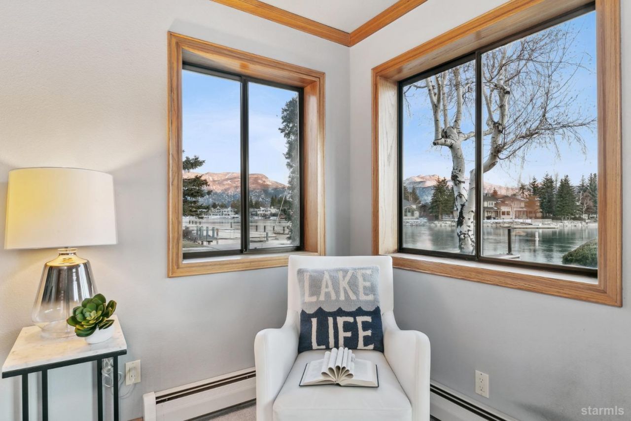 222 Beach Drive, South Lake Tahoe, CA 96150 Photo