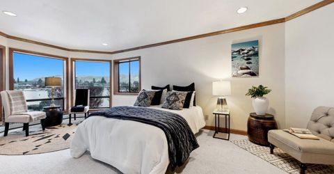 222 Beach Drive, South Lake Tahoe, CA 96150 Photo