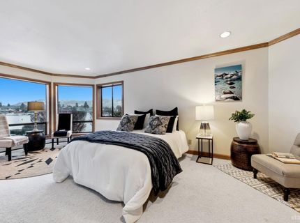 222 Beach Drive, South Lake Tahoe, CA 96150 Photo