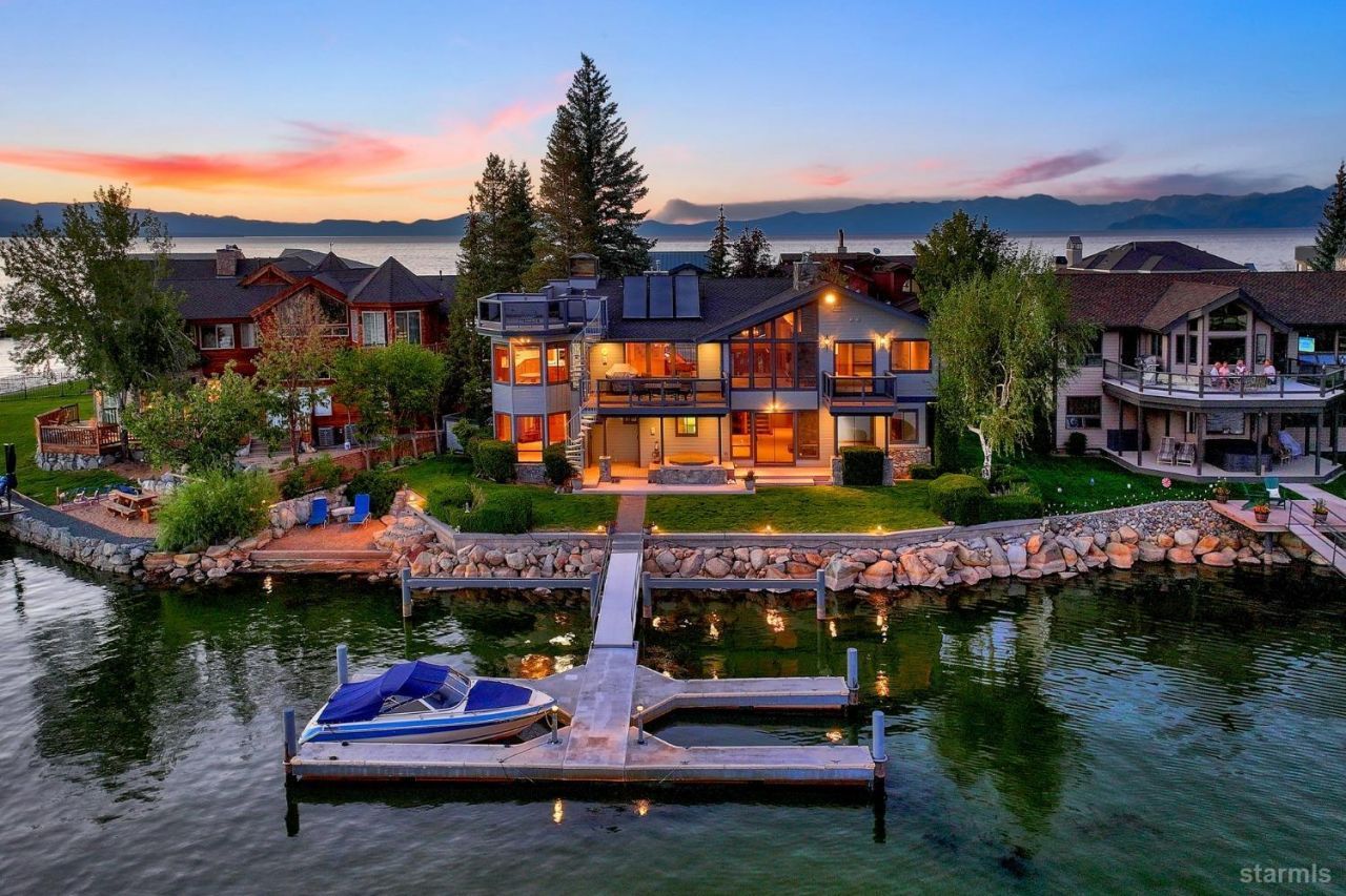 222 Beach Drive, South Lake Tahoe, CA 96150 Photo