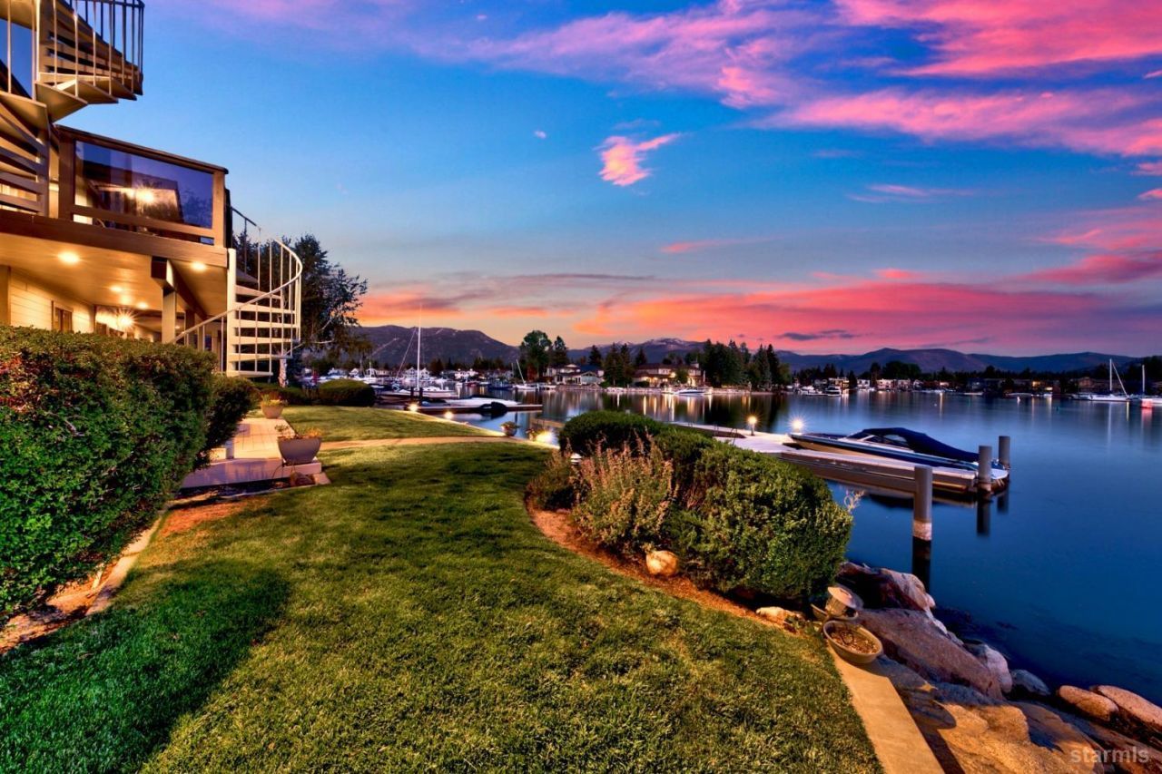 222 Beach Drive, South Lake Tahoe, CA 96150 Photo