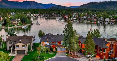 222 Beach Drive, South Lake Tahoe, CA 96150 Photo