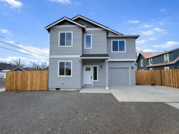 321 NE 6th Street, Prineville, OR 97754