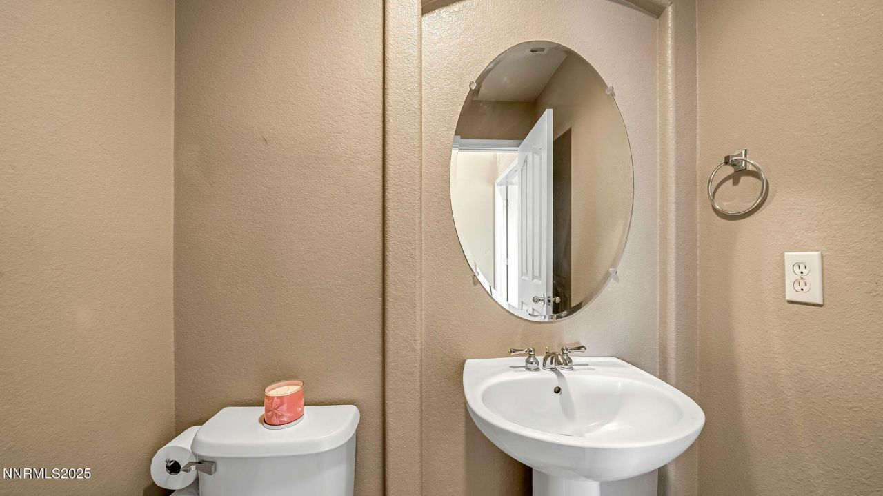 7302 Little Easy Street, Sparks, NV 89436 Photo