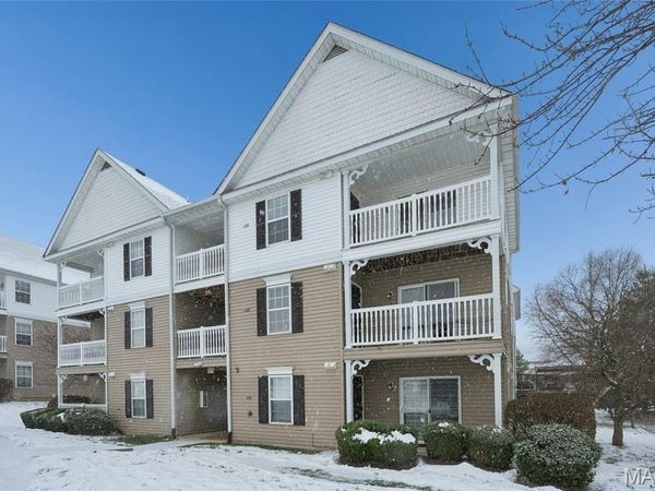 1302 Spring Creek Lane, O'Fallon, MO 63368