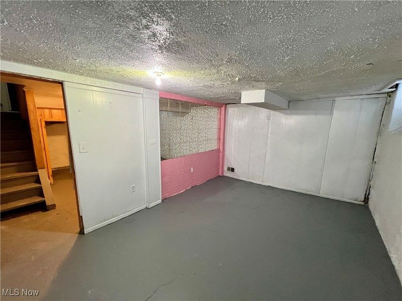 907 Rondel Road, Cleveland, OH 44110 Photo 20