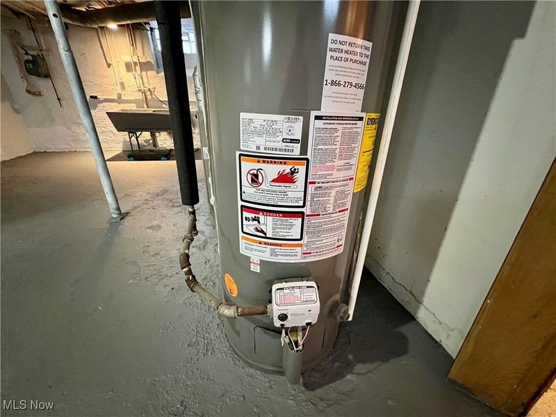 907 Rondel Road, Cleveland, OH 44110 Photo 23