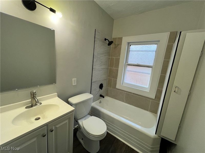 907 Rondel Road, Cleveland, OH 44110 Photo 9