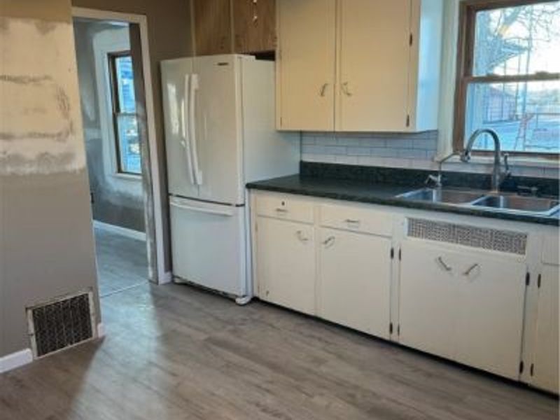 539 Wells Avenue, Louisville, OH 44641 Photo 5