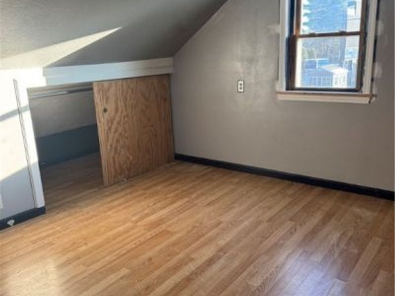 539 Wells Avenue, Louisville, OH 44641 Photo 9