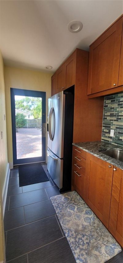 3026 Burlington Avenue N, Saint Petersburg, FL 33713 Photo