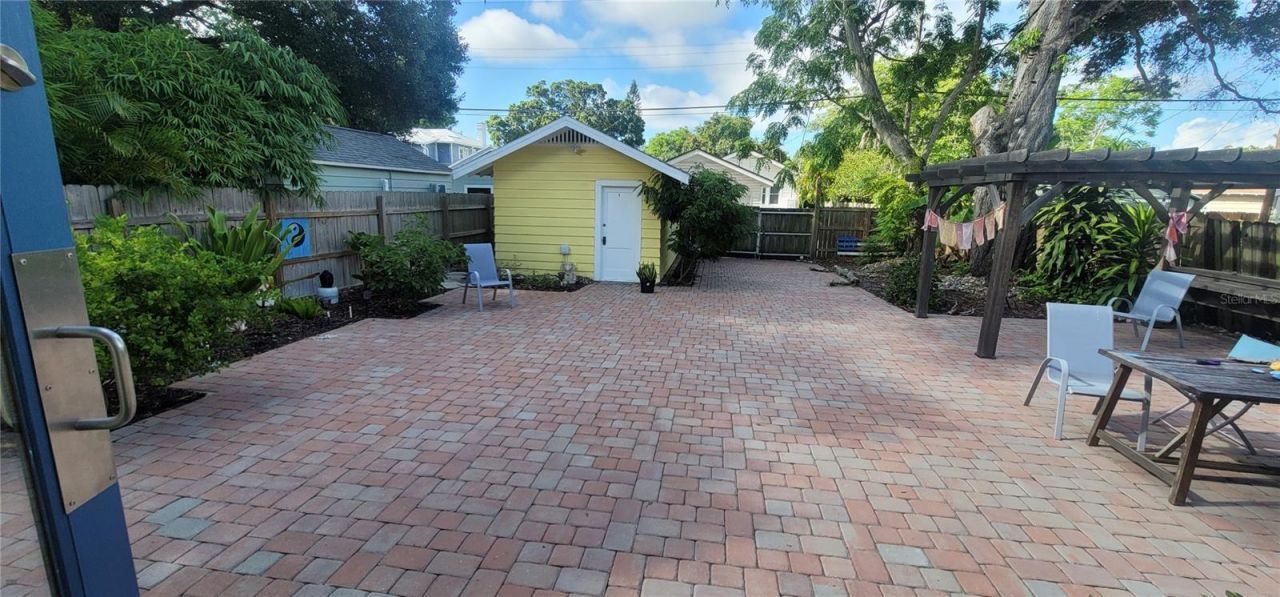 3026 Burlington Avenue N, Saint Petersburg, FL 33713 Photo