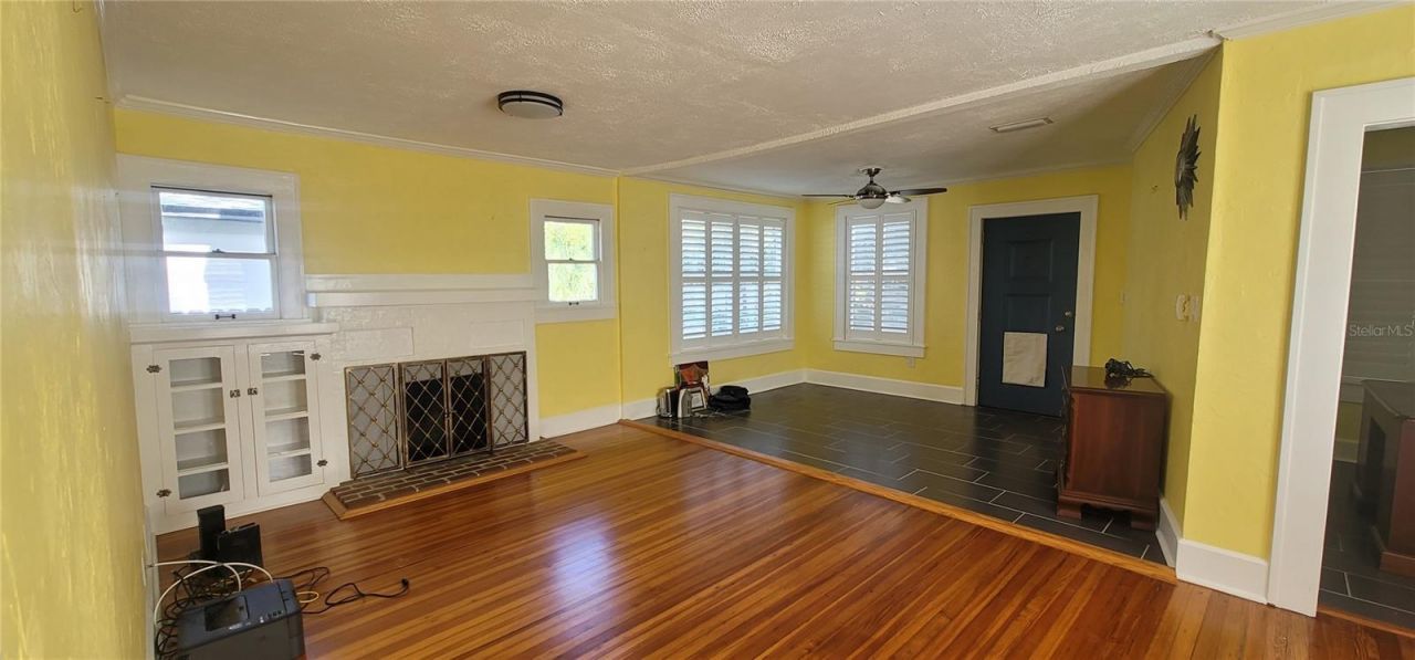 3026 Burlington Avenue N, Saint Petersburg, FL 33713 Photo