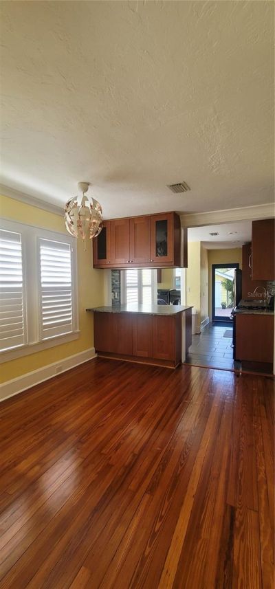 3026 Burlington Avenue N, Saint Petersburg, FL 33713 Photo