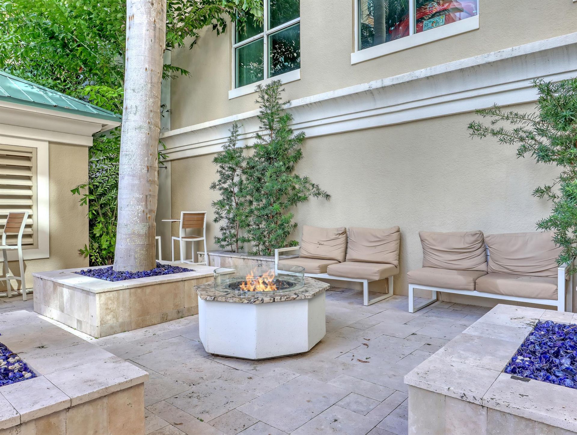 700 E Boynton Beach Boulevard, Unit 312, Boynton Beach, FL 33435 Photo